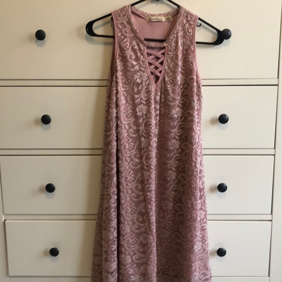 Size Medium Pink Dress - Picture 8 of 8